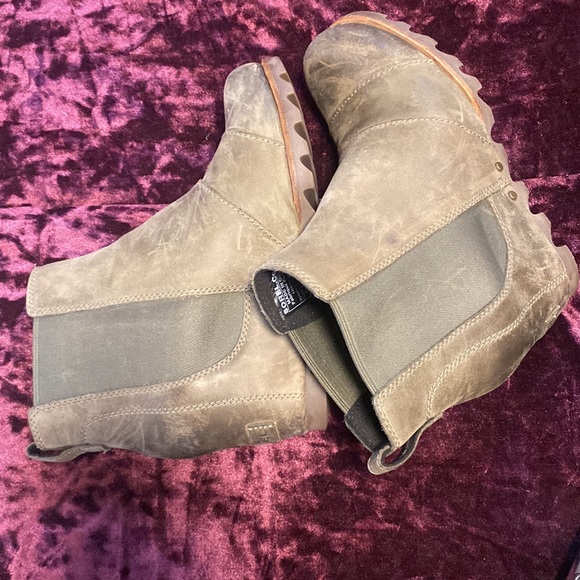 Sorel booties woman’s size 6 - Picture 6 of 7